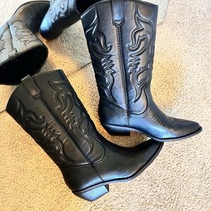 Black Cowgirl Boots